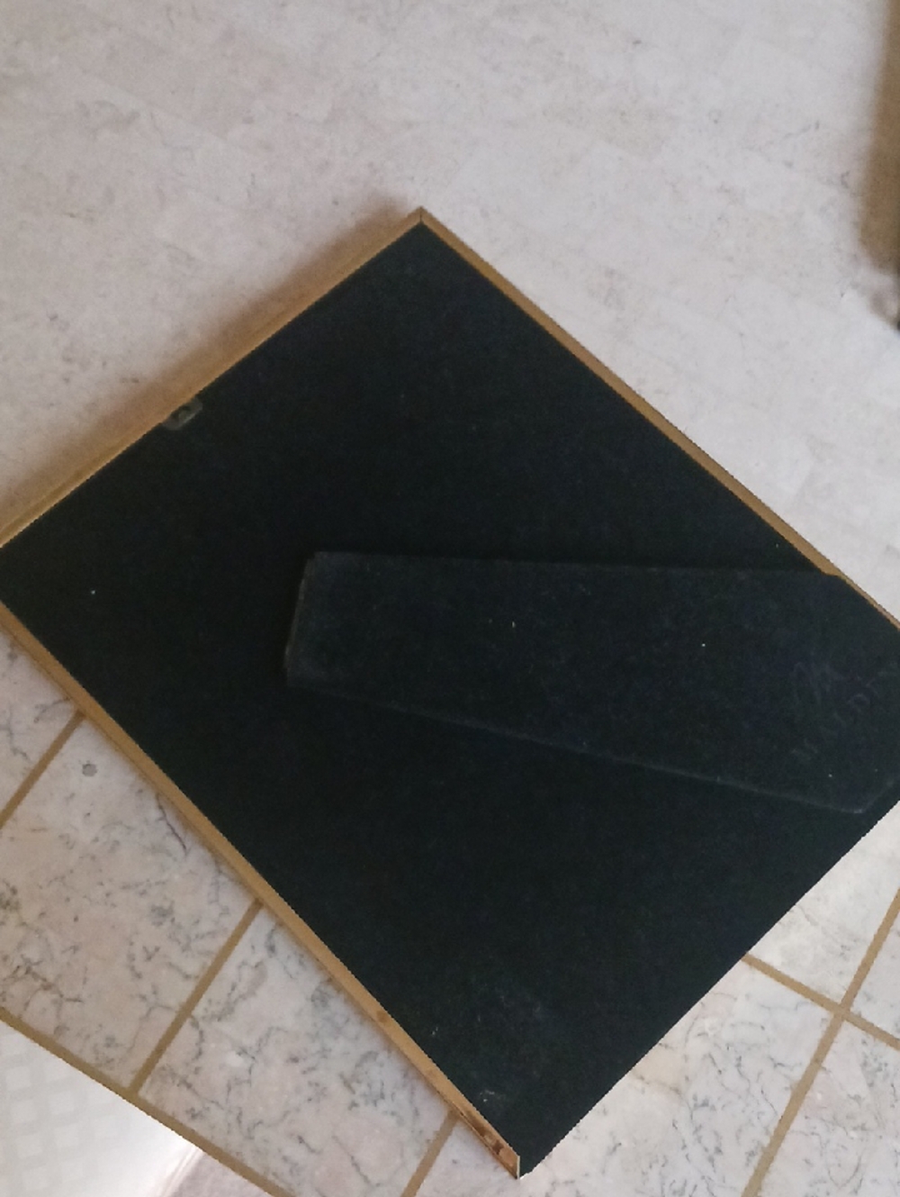 Vintage Picture Frames 8x10"..New...1 Silver -1 Brass...both All Metal Frames. - Picture 9 of 10
